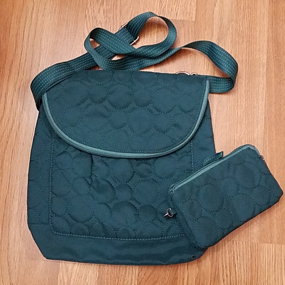 Thirty One crossbody bag with wristlet